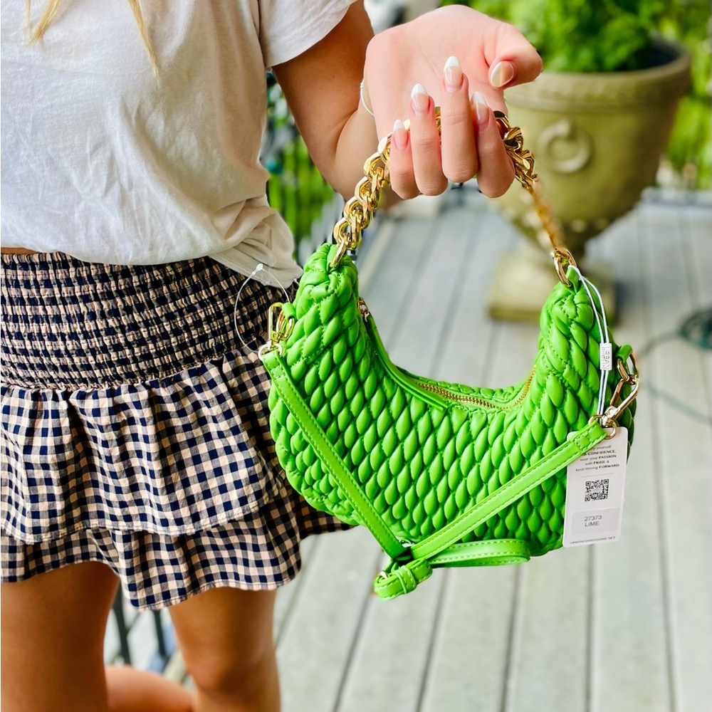 NWT๐๐Urban Expressions๐๐Gorgeous Green, Soft Leather, Gold Chain ๐ Purse - Picture 1 of 8